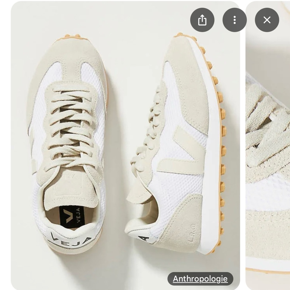 Veja Rio Branco Women's Beige and White Sneakers